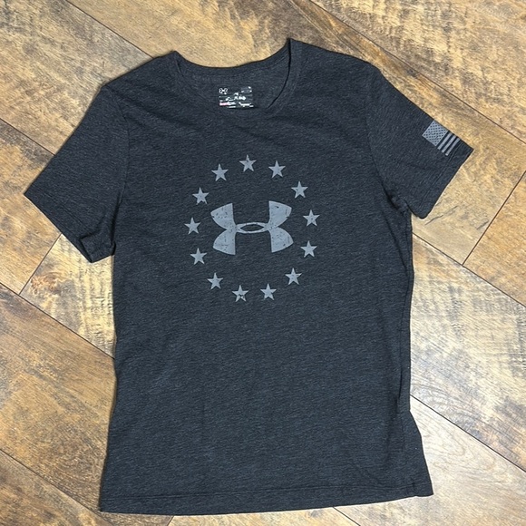UNDER ARMOUR Star Logo Tee, Size L - Picture 3 of 6